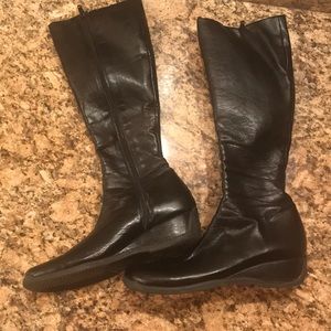Black Time zip up boots